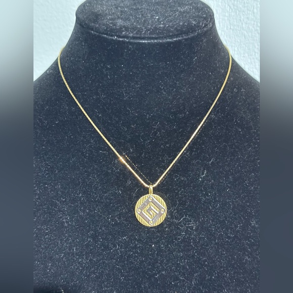 Givenchy Elegant Gold Plated Pendant Necklace-Preowned